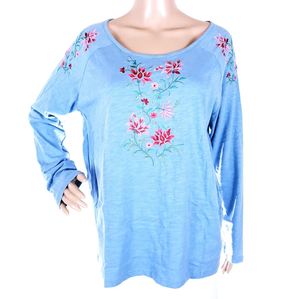 Z Floral Embroidered Women Top Long Sleeves Blue Size L - NWT